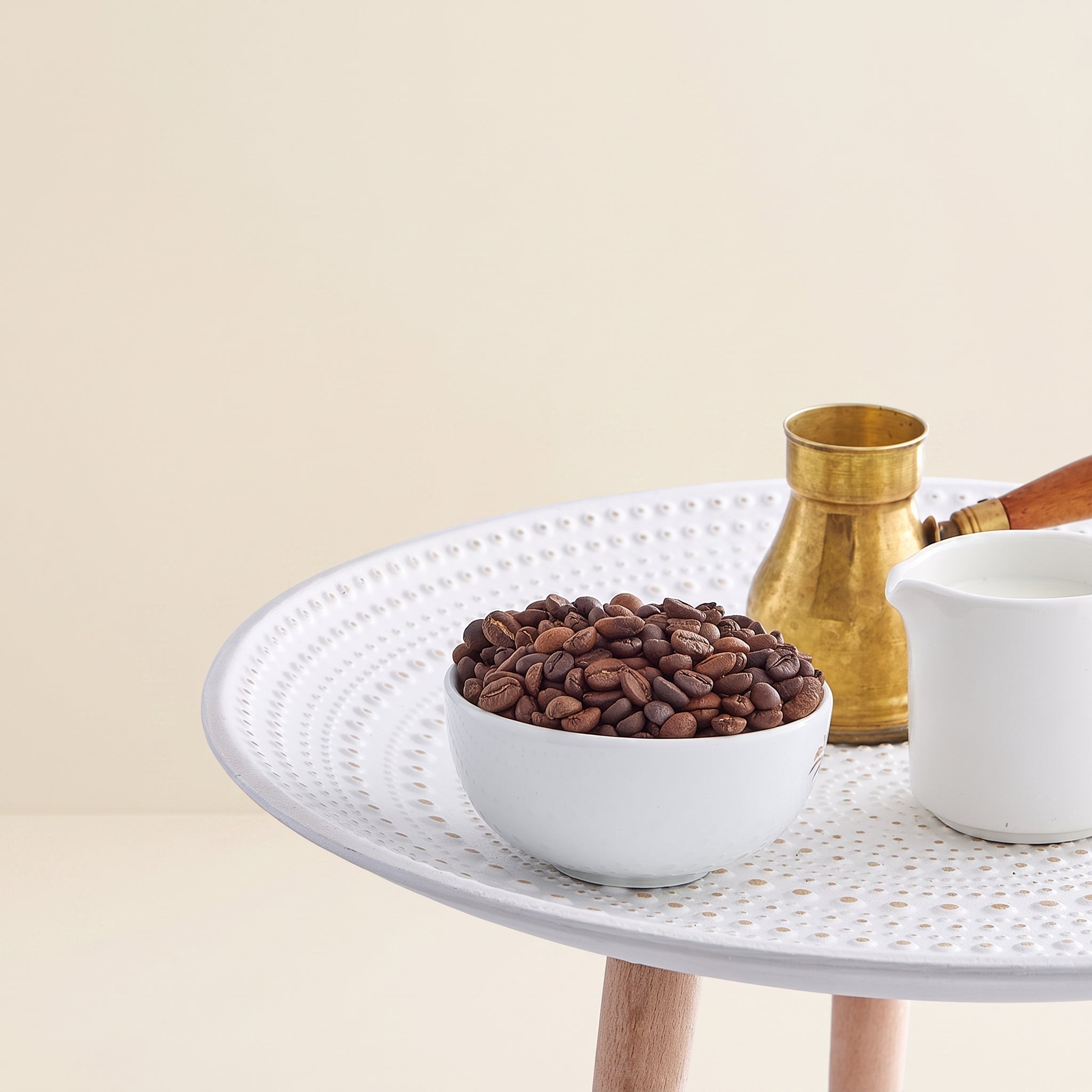 بن كولومبي سادة وسط – حبوب أرابيكا فاخرة بطحن طازج