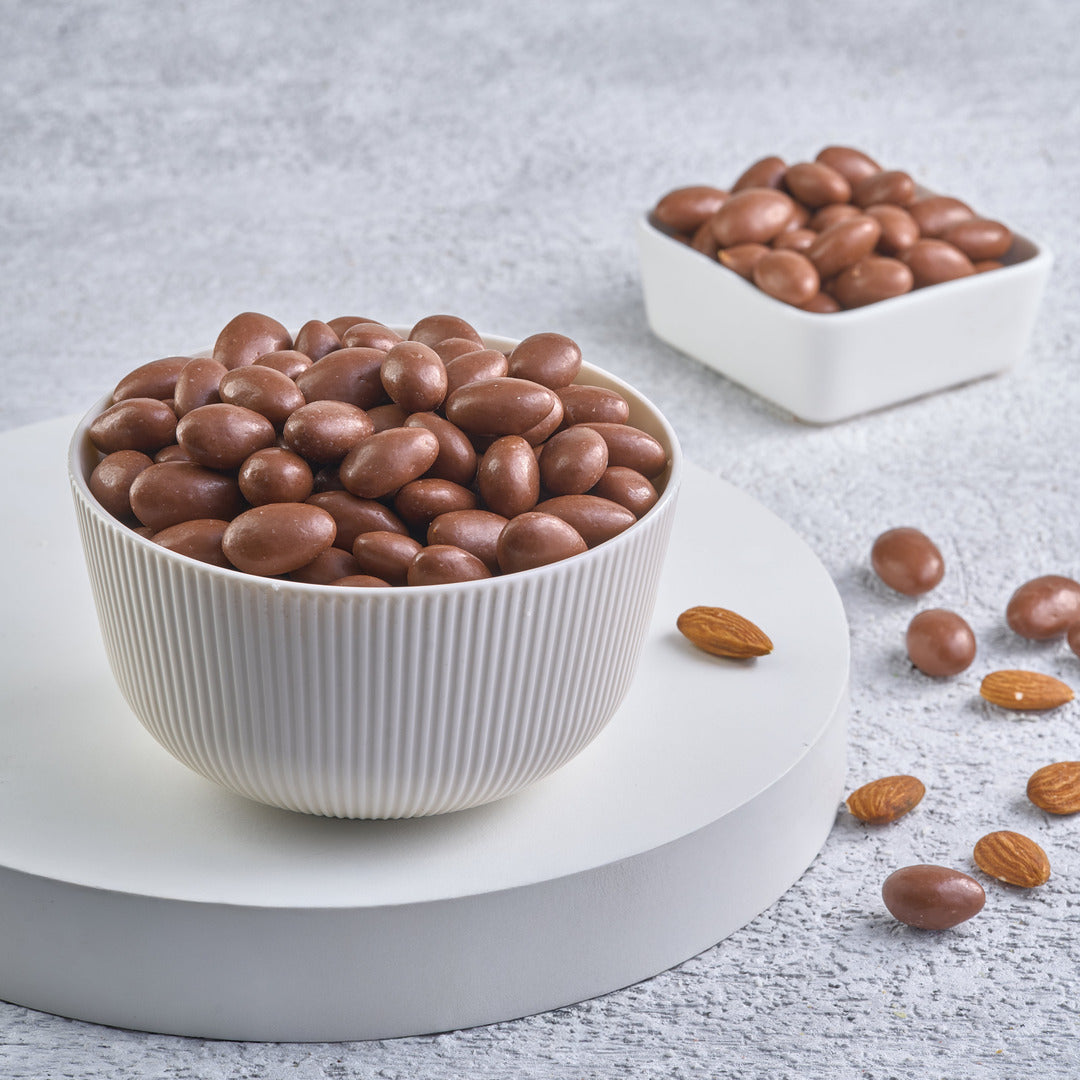 لوز بالشوكولا