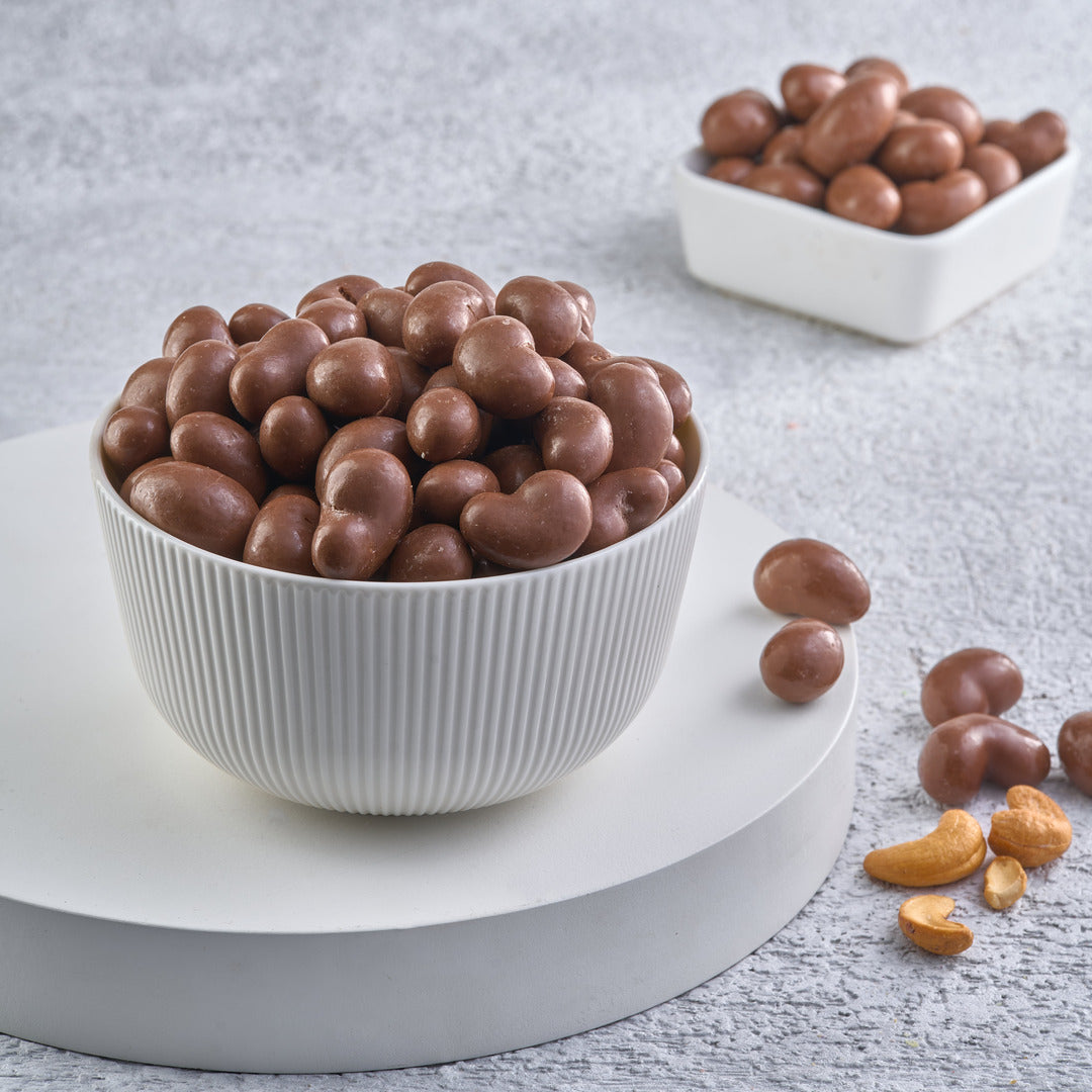 كاجو بالشوكولا